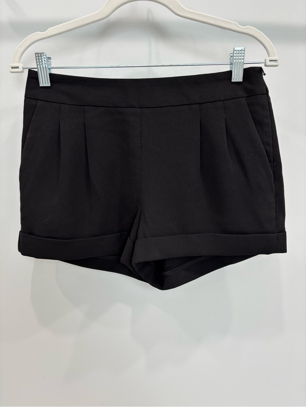 Express Black High-Waist Pleated Cuffed Shorts